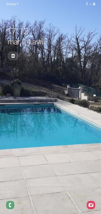 La Lavande Bleue Le Luc Bagian luar foto